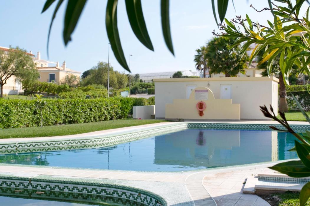 Pool And Garden Village-Near Beach Албуфейра Екстериор снимка