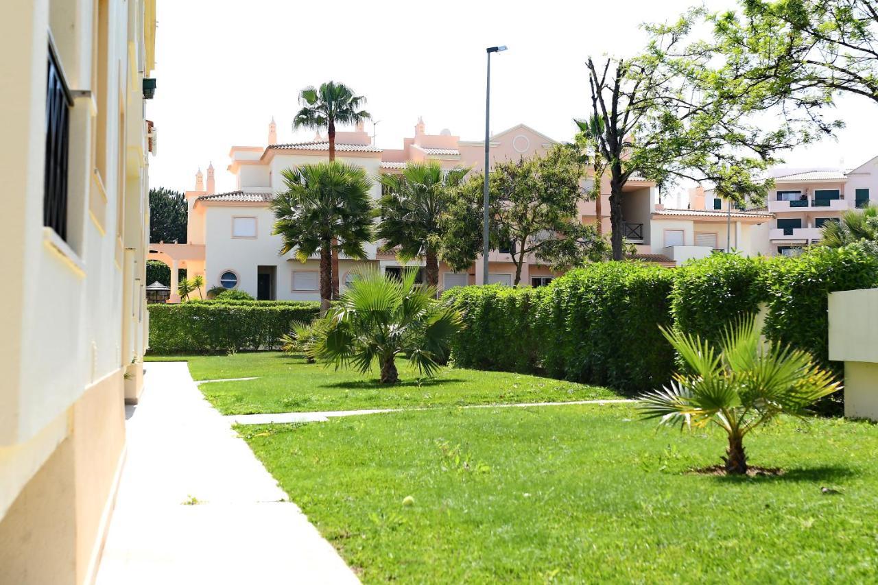 Pool And Garden Village-Near Beach Албуфейра Екстериор снимка